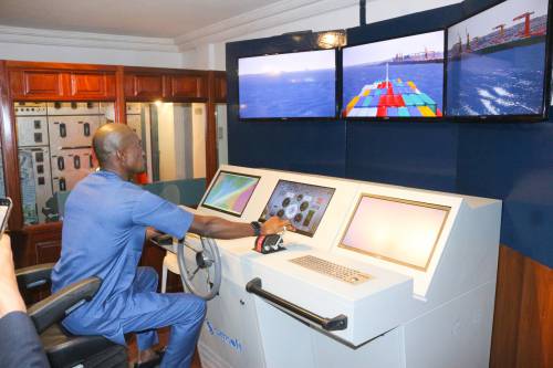 Musée Maritime de Douala : Visite des instructeurs des ports