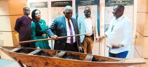 Musée Maritime de Douala : Le Directeur Général du Conseil Nigerian des chargeurs en visite.